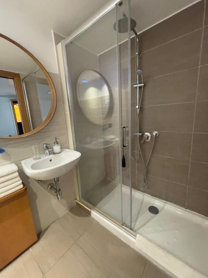 Nova Rooms Наполи Екстериор снимка
