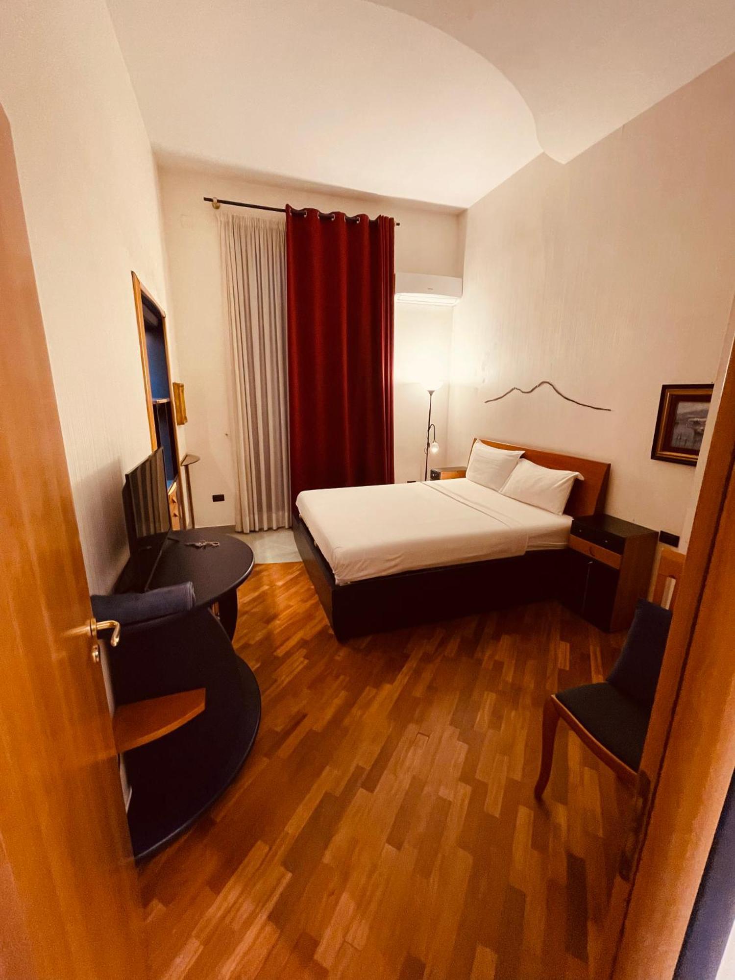 Nova Rooms Наполи Екстериор снимка